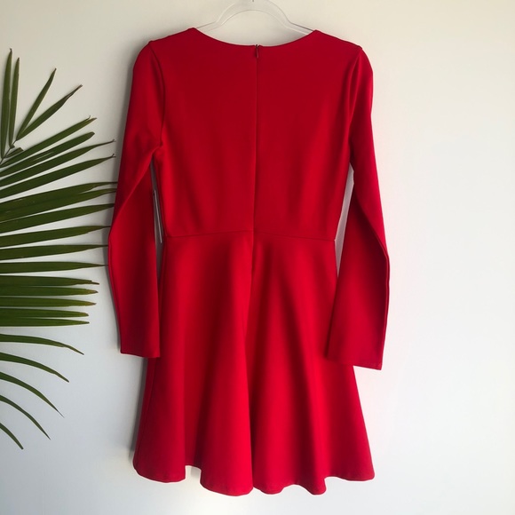 NWT LULU’S Red chic stretchy dress small s - Picture 7 of 8